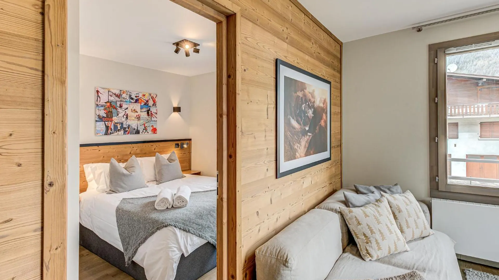 White Pearl A15 - Alpes Travel - Central Chamonix - Sleeps 4 0*,